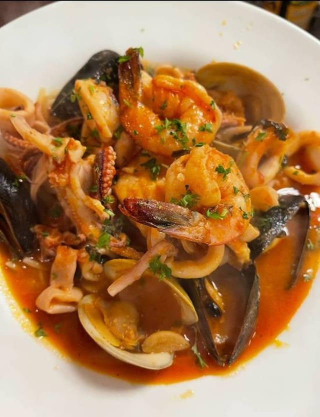 Zuppa Di Pesce.